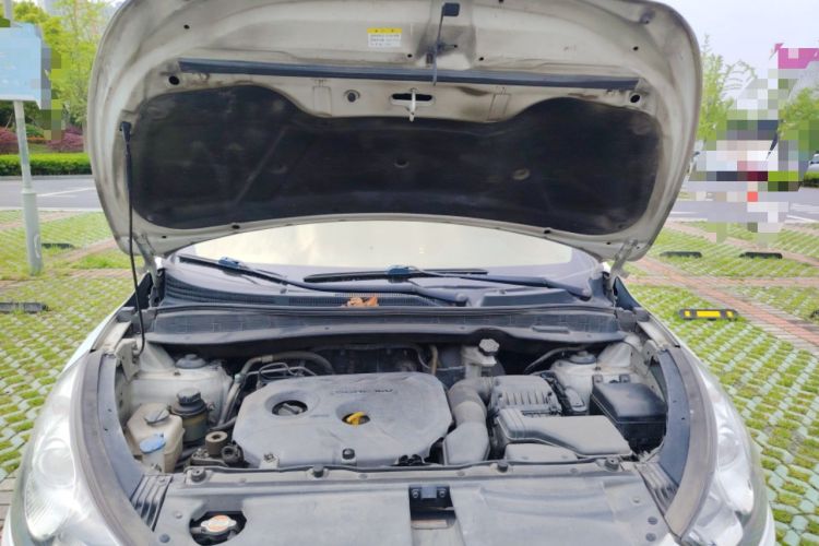 Used Hyundai ix35 2012 2.0L Automatic Two-Wheel Drive Elite Edition GLS Engine Bay