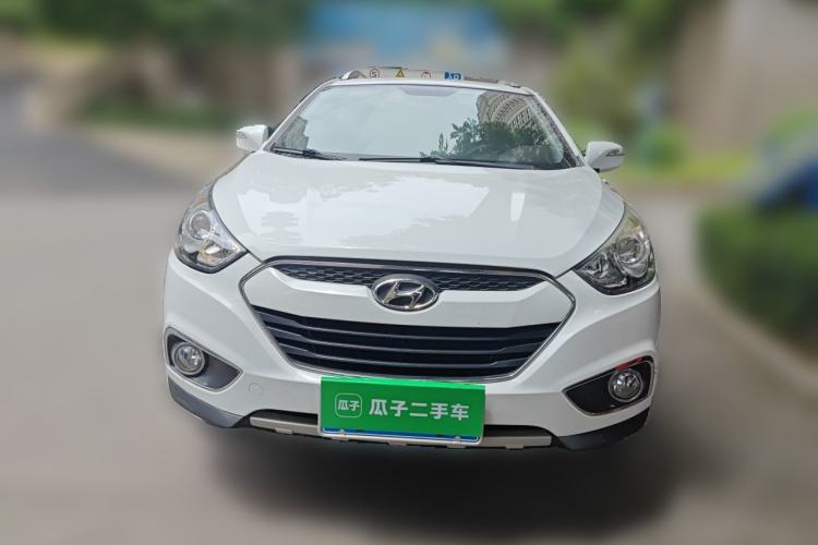 Used Hyundai ix35 2012 2.0L Automatic Two-Wheel Drive New Edition GL Front