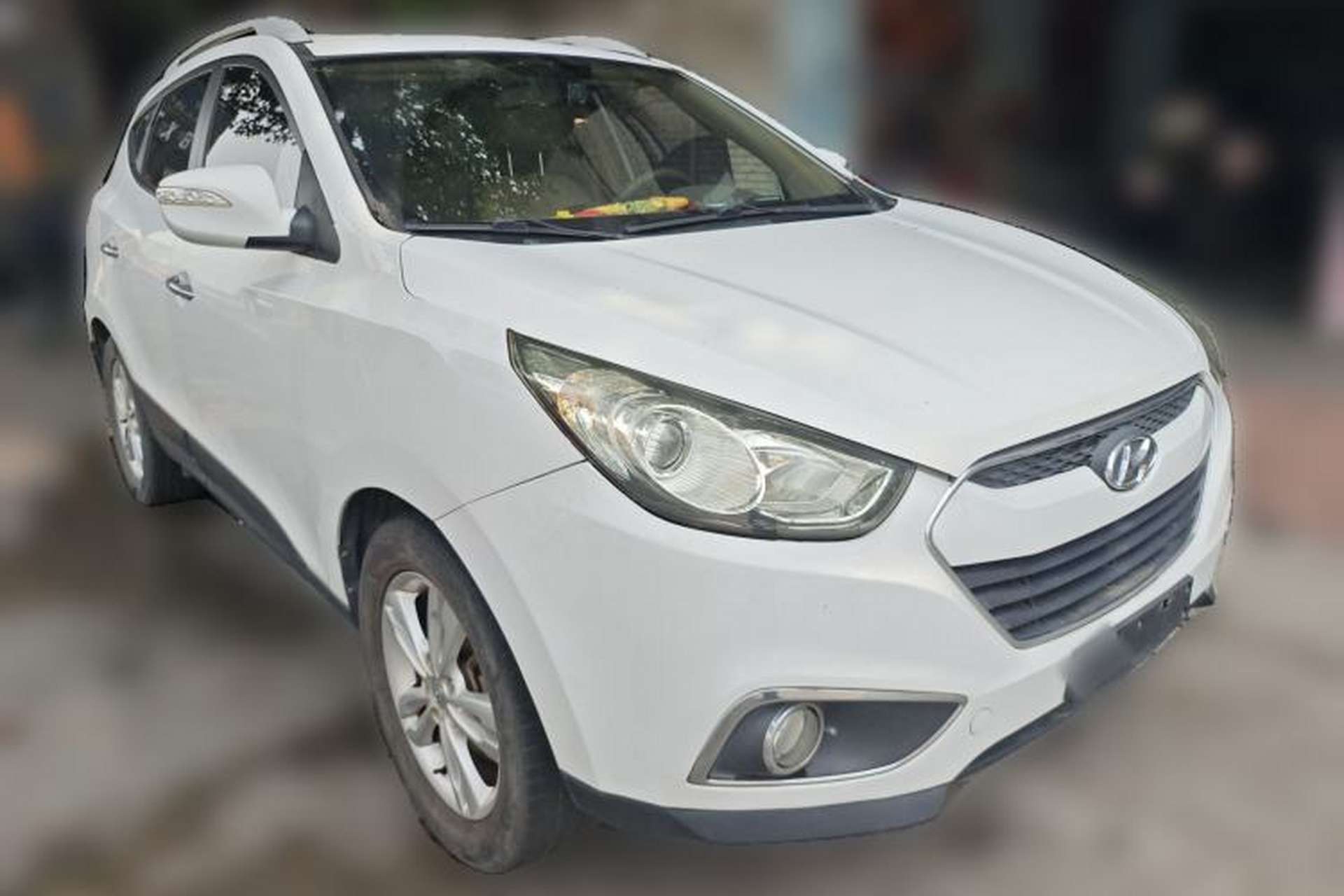 Used Hyundai ix35 2012 2.0L Automatic Two-Wheel Drive Elite Edition GLS Front Right 45 Deg
