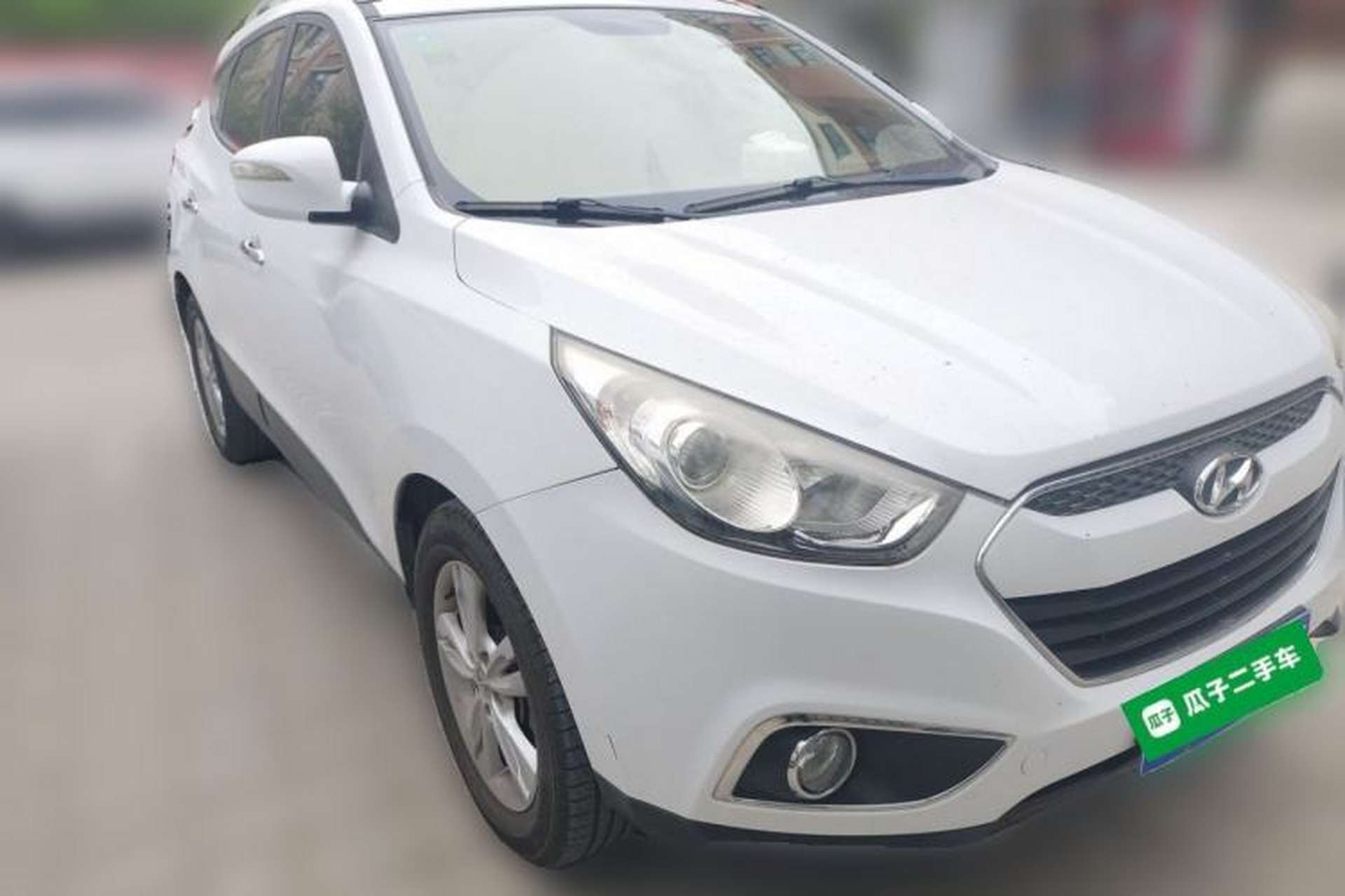 Used Hyundai ix35 2012 2.0L Automatic Two-Wheel Drive Elite Edition GLS Front Right 45 Deg