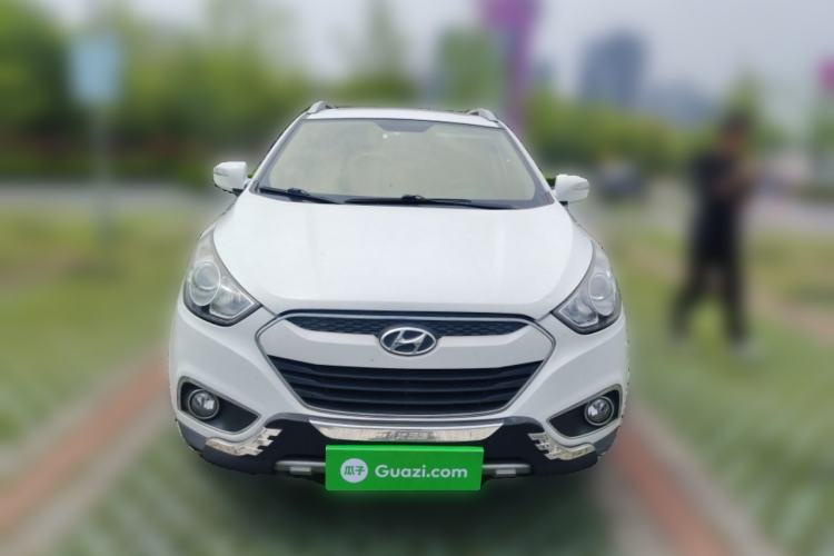 Used Hyundai ix35 2012 2.0L Automatic Two-Wheel Drive Elite Edition GLS Front