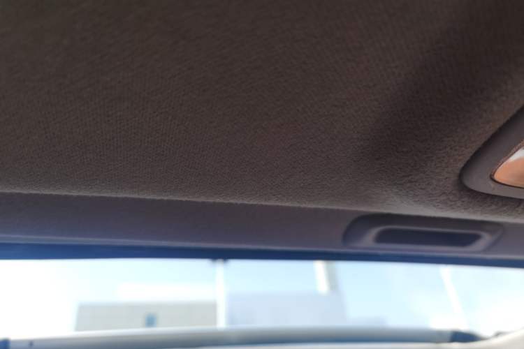 Used Hyundai ix35 2012 2.0L Automatic Two-Wheel Drive New Edition GL Headliner