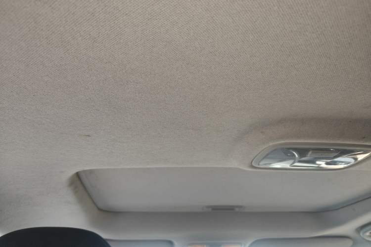 Used Hyundai ix35 2012 2.0L Automatic Two-Wheel Drive Elite Edition GLS Headliner