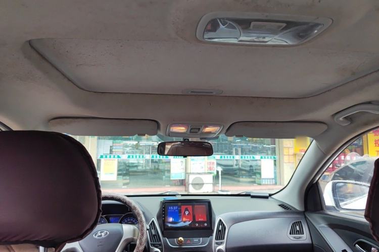 Used Hyundai ix35 2012 2.0L Automatic Two-Wheel Drive New Edition GL Headliner