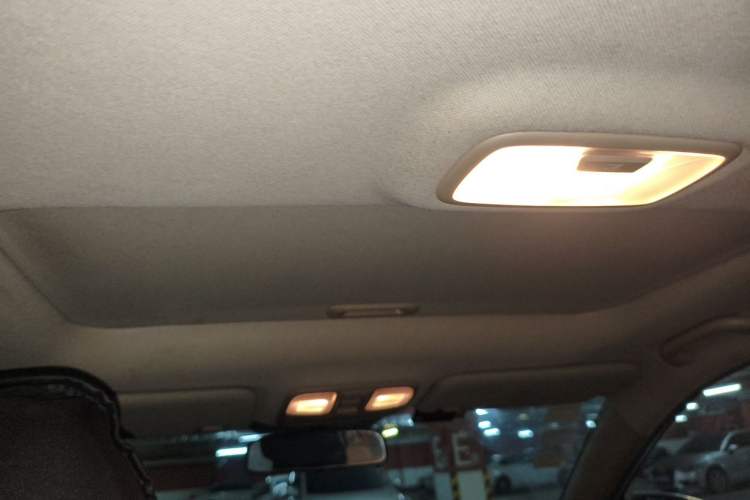 Used Hyundai ix35 2012 2.0L Automatic Two-Wheel Drive Elite Edition GLS Headliner
