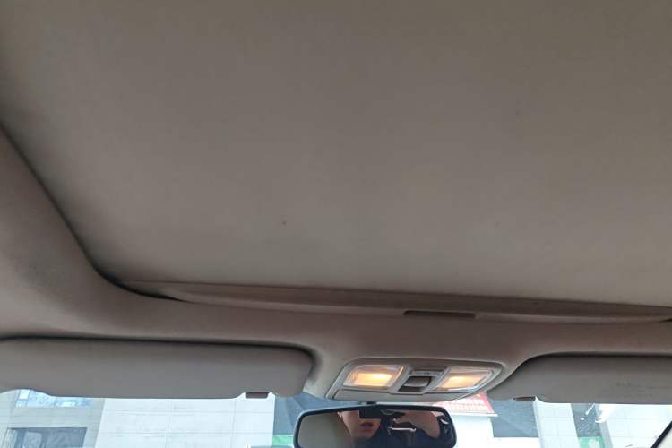 Used Hyundai ix35 2012 2.0L Automatic 4x4 Prestige Edition GLS Headliner