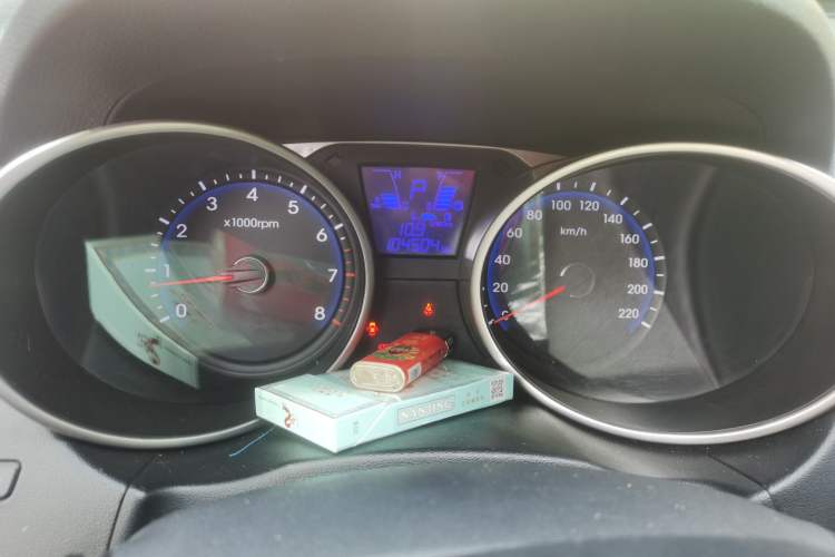 Used Hyundai ix35 2012 2.0L Automatic Two-Wheel Drive Elite Edition GLS Instrument Cluster