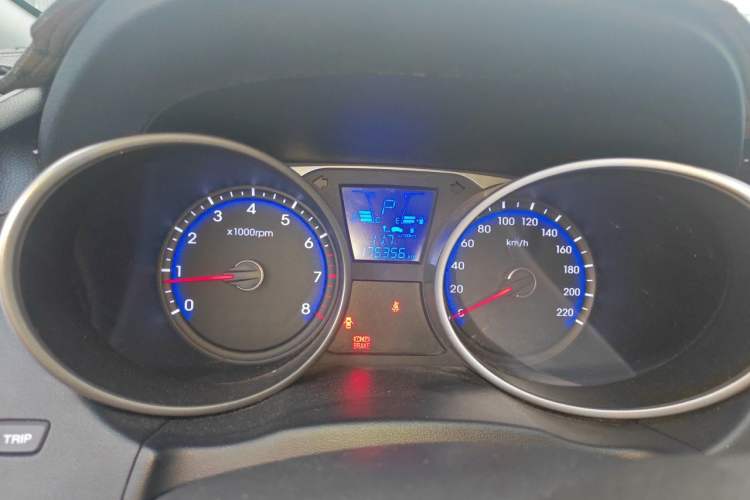 Used Hyundai ix35 2012 2.0L Automatic Two-Wheel Drive New Edition GL Instrument Cluster