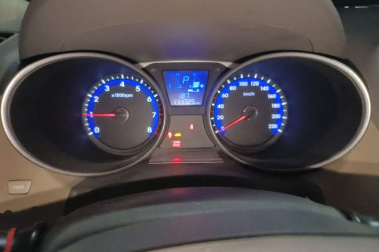 Used Hyundai ix35 2012 2.0L Automatic Two-Wheel Drive New Edition GL Instrument Cluster