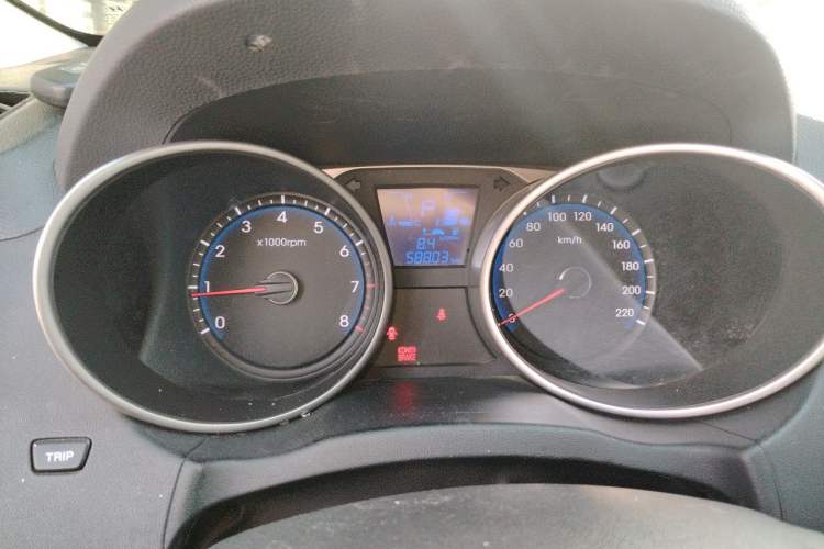 Used Hyundai ix35 2012 2.0L Automatic Two-Wheel Drive Elite Edition GLS Instrument Cluster
