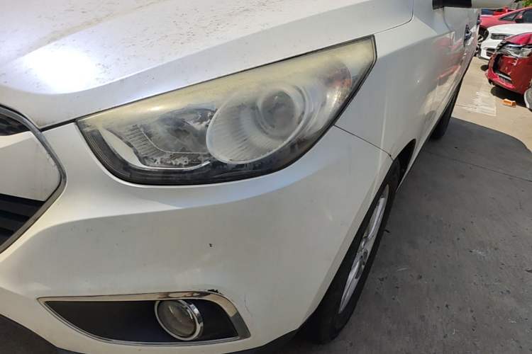 Used Hyundai ix35 2012 2.0L Automatic Two-Wheel Drive Elite Edition GLS Left Front Headlight
