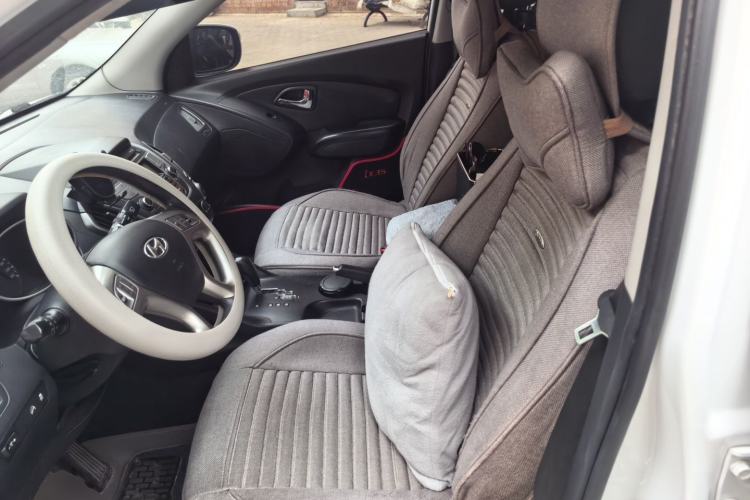Used Hyundai ix35 2012 2.0L Automatic Two-Wheel Drive Elite Edition GLS Left Front Seat