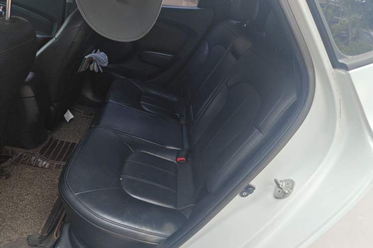 Used Hyundai ix35 2012 2.0L Automatic Two-Wheel Drive Elite Edition GLS Left Rear Seat