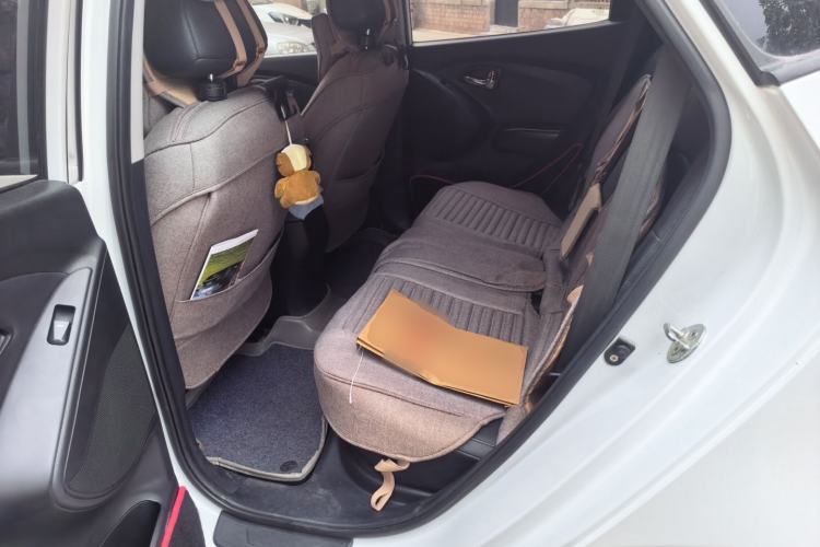 Used Hyundai ix35 2012 2.0L Automatic Two-Wheel Drive Elite Edition GLS Left Rear Seat