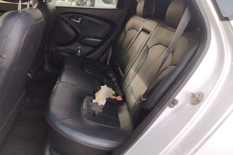Used Hyundai ix35 2012 2.0L Automatic Two-Wheel Drive Elite Edition GLS Left Rear Seat