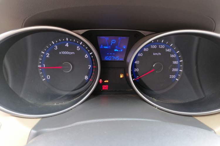 Used Hyundai ix35 2012 2.0L Automatic Two-Wheel Drive Elite Edition GLS Odometer Close Up