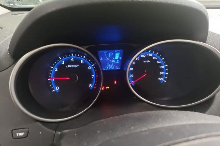 Used Hyundai ix35 2012 2.0L Automatic Two-Wheel Drive Elite Edition GLS Odometer Close Up