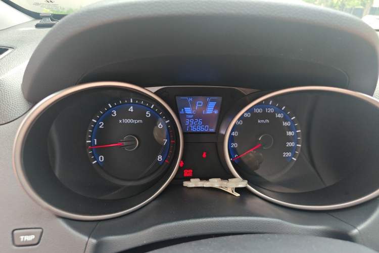 Used Hyundai ix35 2012 2.0L Automatic Two-Wheel Drive Elite Edition GLS Odometer Close Up
