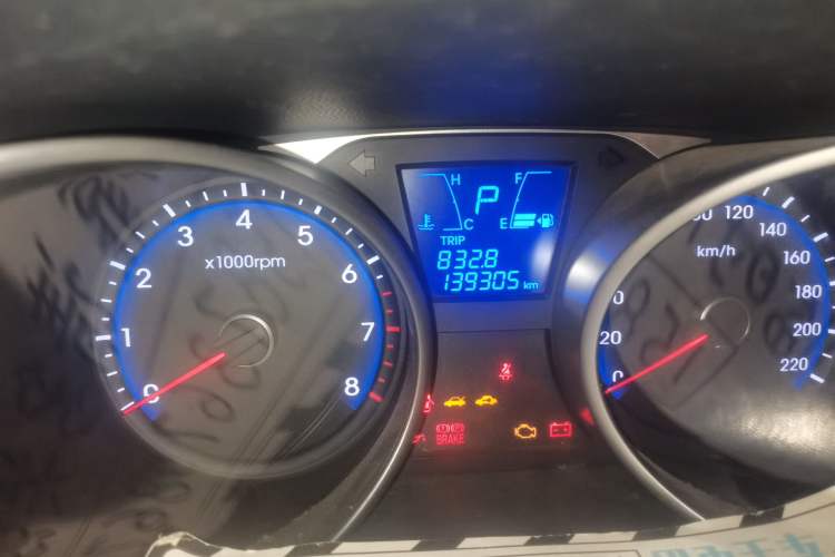 Used Hyundai ix35 2012 2.0L Automatic Two-Wheel Drive Elite Edition GLS Odometer Close Up