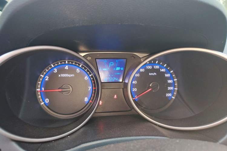 Used Hyundai ix35 2012 2.0L Automatic Two-Wheel Drive Elite Edition GLS Odometer Close Up
