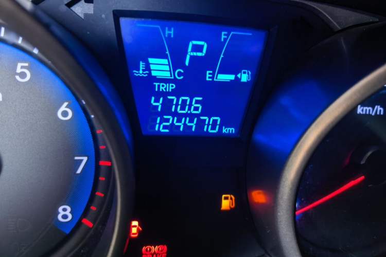 Used Hyundai ix35 2012 2.0L Automatic Two-Wheel Drive Elite Edition GLS Odometer Close Up