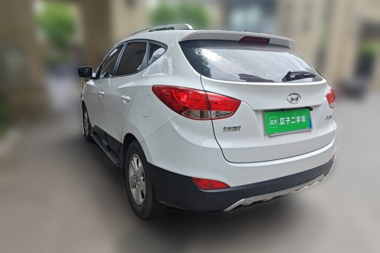 Used Hyundai ix35 2012 2.0L Automatic Two-Wheel Drive New Edition GL Rear Left 45 Deg