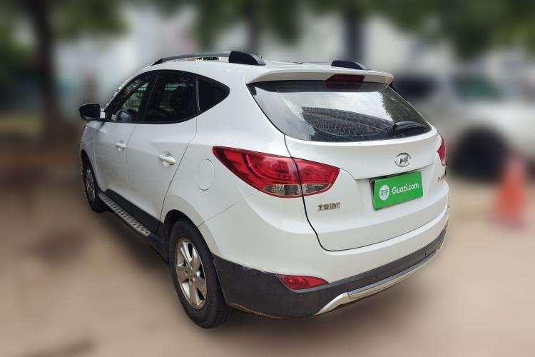 Used Hyundai ix35 2012 2.0L Automatic Two-Wheel Drive New Edition GL Rear Left 45 Deg