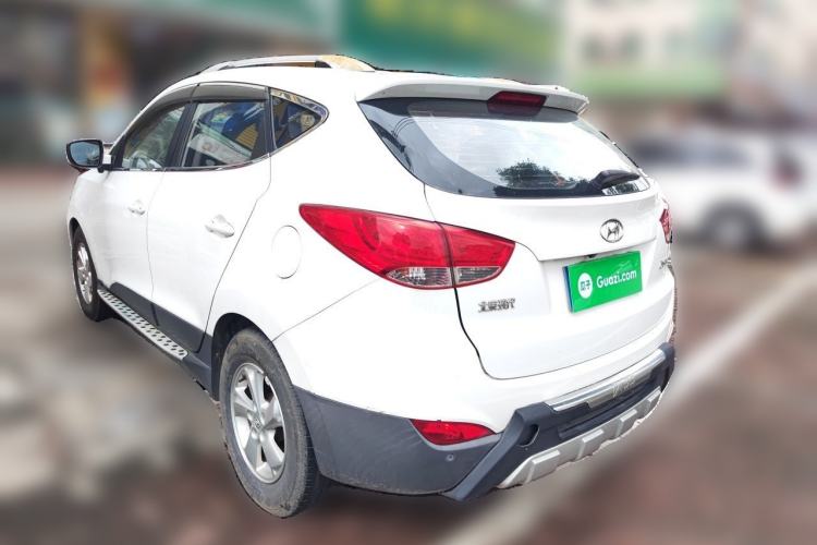 Used Hyundai ix35 2012 2.0L Automatic Two-Wheel Drive New Edition GL Rear Left 45 Deg