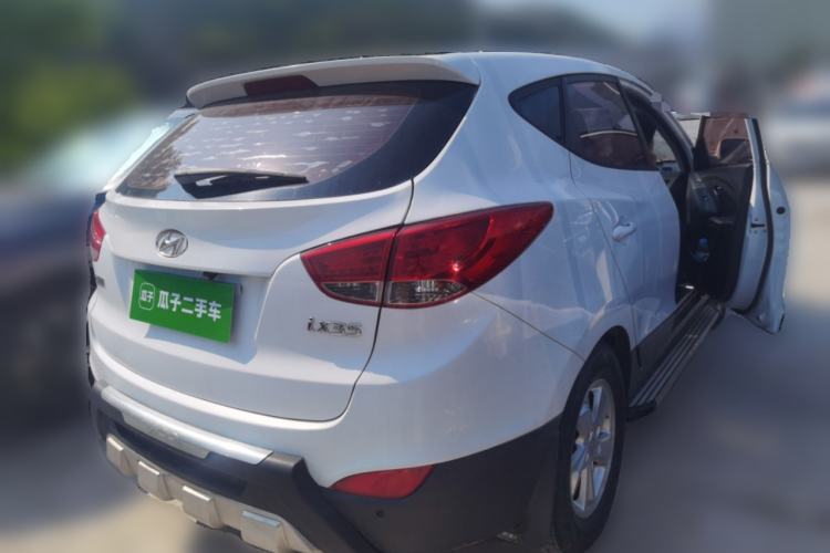 Used Hyundai ix35 2012 2.0L Automatic Two-Wheel Drive New Edition GL Rear Right 45 Deg