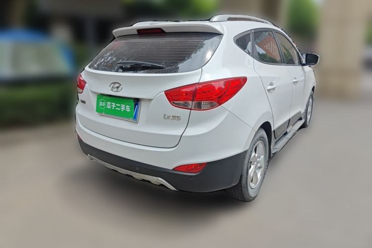 Used Hyundai ix35 2012 2.0L Automatic Two-Wheel Drive New Edition GL Rear Right 45 Deg