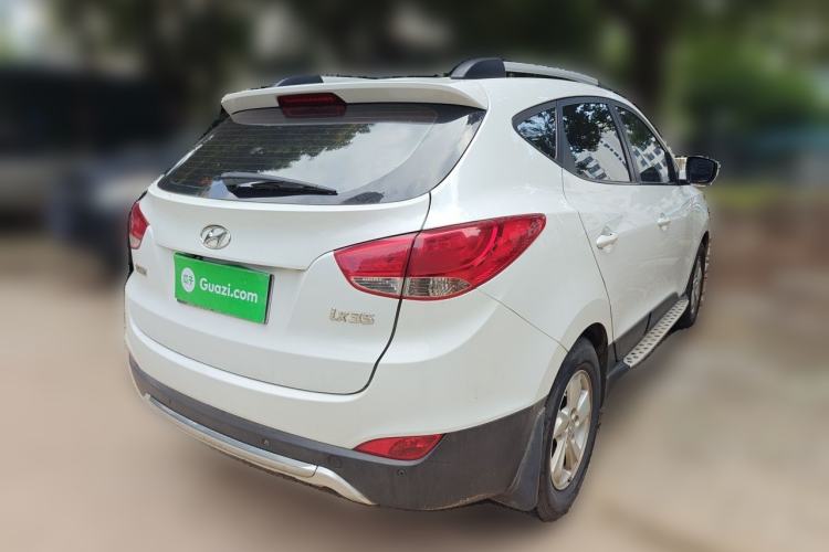 Used Hyundai ix35 2012 2.0L Automatic Two-Wheel Drive New Edition GL Rear Right 45 Deg