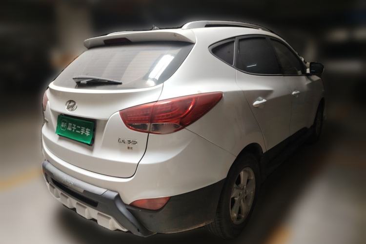 Used Hyundai ix35 2012 2.0L Automatic Two-Wheel Drive New Edition GL Rear Right 45 Deg