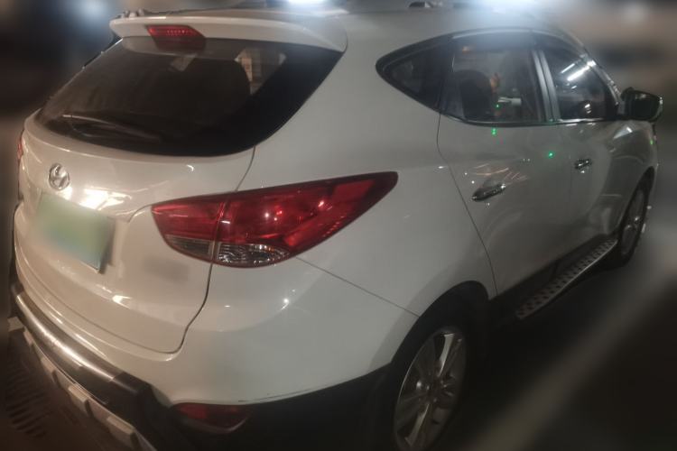 Used Hyundai ix35 2012 2.0L Automatic Two-Wheel Drive Elite Edition GLS Rear Right 45 Deg