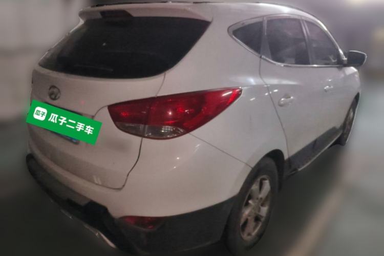 Used Hyundai ix35 2012 2.0L Automatic Two-Wheel Drive New Edition GL Rear Right 45 Deg