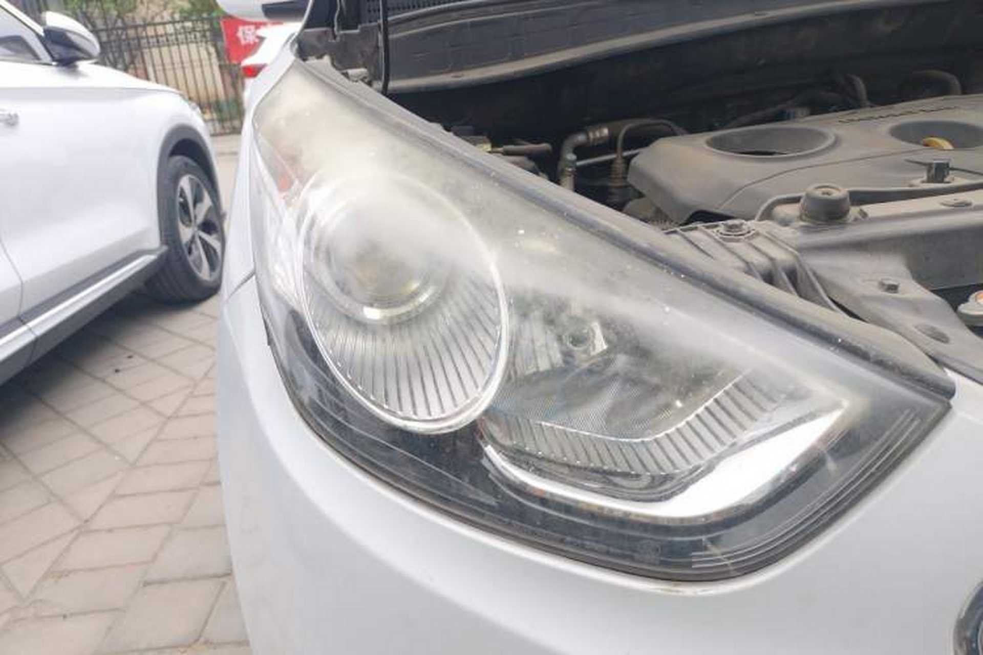 Used Hyundai ix35 2012 2.0L Automatic Two-Wheel Drive Elite Edition GLS Right Front Headlight