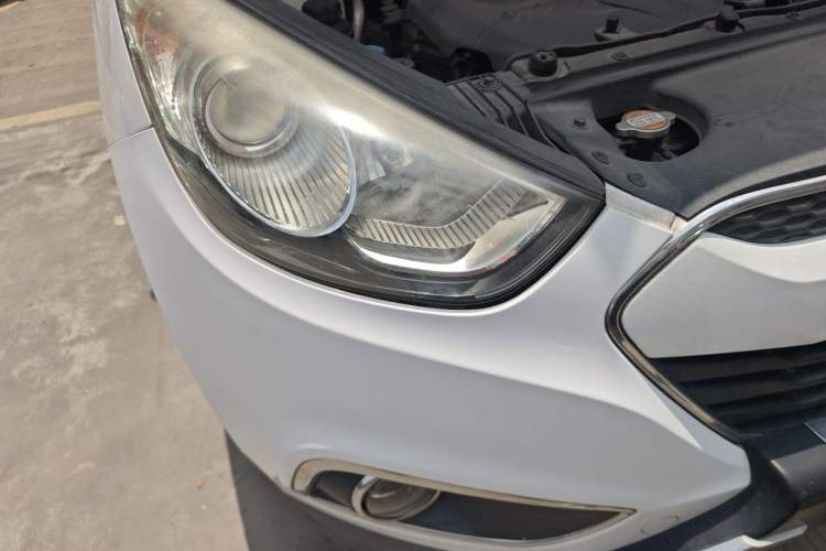 Used Hyundai ix35 2012 2.0L Automatic Two-Wheel Drive Elite Edition GLS Right Front Headlight