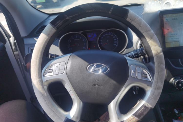 Used Hyundai ix35 2012 2.0L Automatic Two-Wheel Drive New Edition GL Steering Wheel