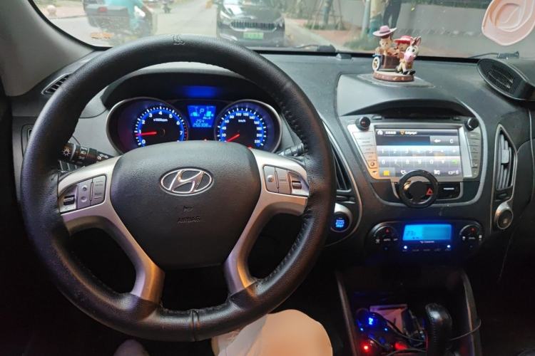 Used Hyundai ix35 2012 2.0L Automatic Two-Wheel Drive Elite Edition GLS Steering Wheel