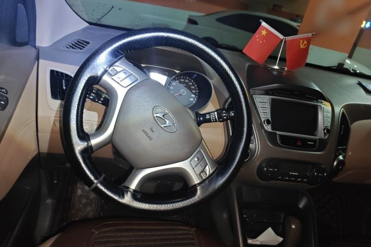 Used Hyundai ix35 2012 2.0L Automatic Two-Wheel Drive Elite Edition GLS Steering Wheel
