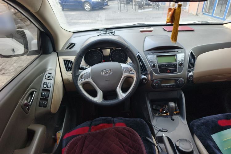 Used Hyundai ix35 2012 2.0L Automatic Two-Wheel Drive Elite Edition GLS Steering Wheel