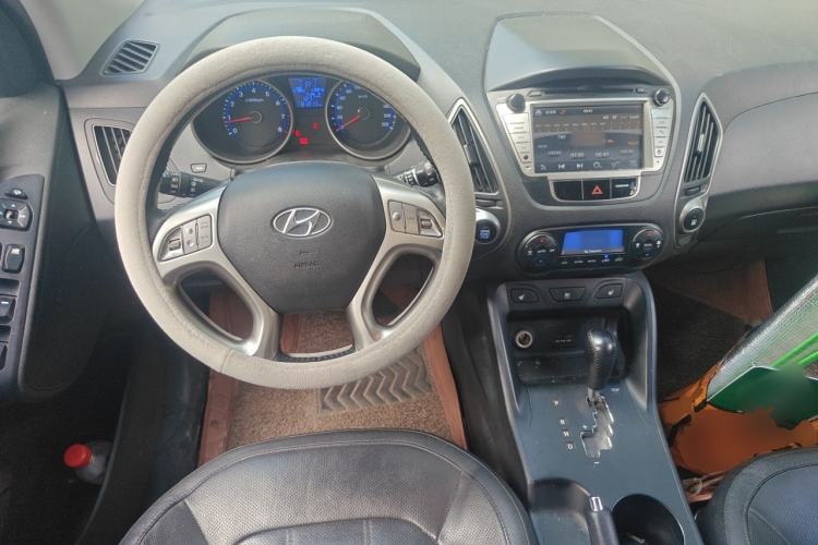 Used Hyundai ix35 2012 2.0L Automatic Two-Wheel Drive Elite Edition GLS Steering Wheel