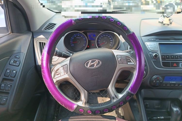 Used Hyundai ix35 2012 2.0L Automatic Two-Wheel Drive Elite Edition GLS Steering Wheel