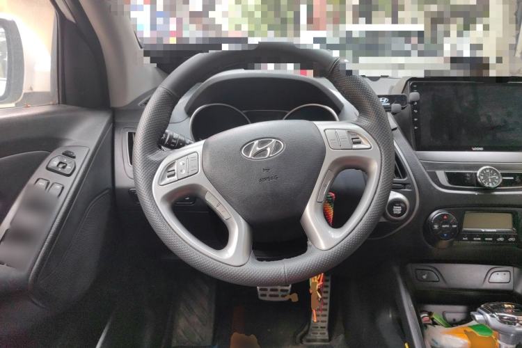 Used Hyundai ix35 2012 2.4L Automatic 4x4 Navigation Edition GLS Steering Wheel