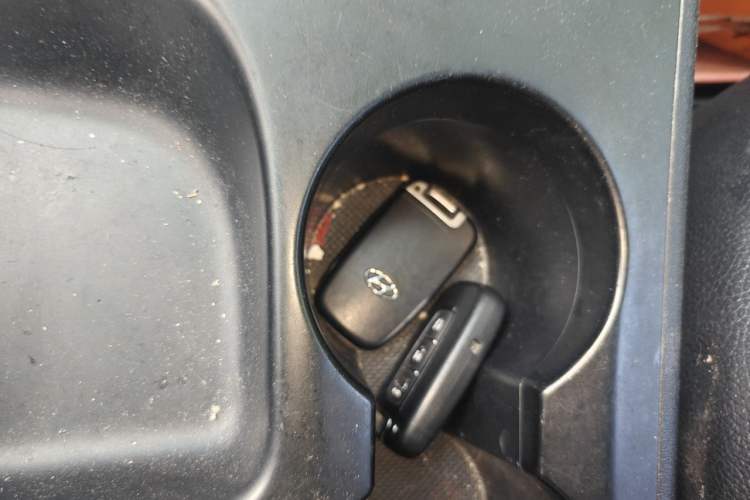 Used Hyundai ix35 2012 2.0L Automatic Two-Wheel Drive Elite Edition GLS Vehicle Key