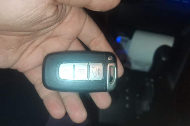 Used Hyundai ix35 2012 2.0L Automatic Two-Wheel Drive Elite Edition GLS Vehicle Key