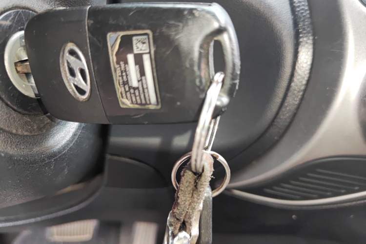 Used Hyundai ix35 2012 2.0L Automatic Two-Wheel Drive New Edition GL Vehicle Key