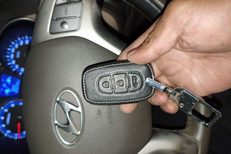 Used Hyundai ix35 2012 2.0L Automatic Two-Wheel Drive Elite Edition GLS Vehicle Key