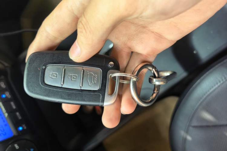 Used Hyundai ix35 2012 2.0L Automatic Two-Wheel Drive Elite Edition GLS Vehicle Key