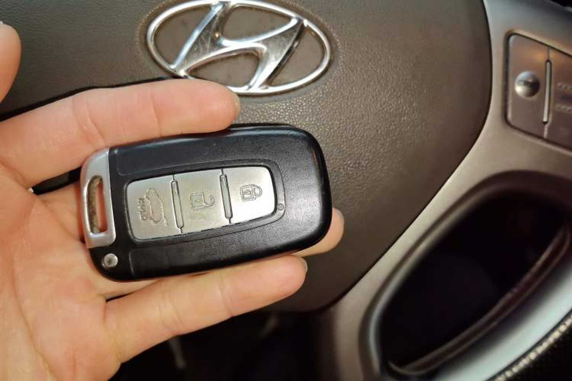 Used Hyundai ix35 2012 2.0L Automatic Two-Wheel Drive Elite Edition GLS Vehicle Key