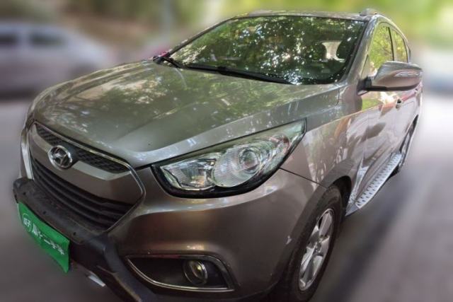 Ojetý Hyundai ix35 2012 2.0L Automatic Two-Wheel Drive New Edition GL
